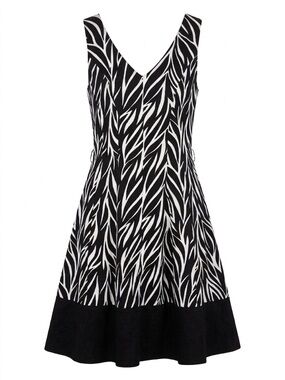 Black&White Zebra/Leaf Print Fit & Flare V-neck sleeveless knee length dress - M